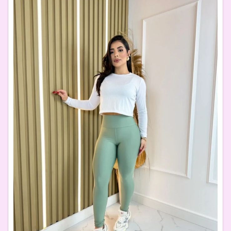 Cropped manga longa Luiza