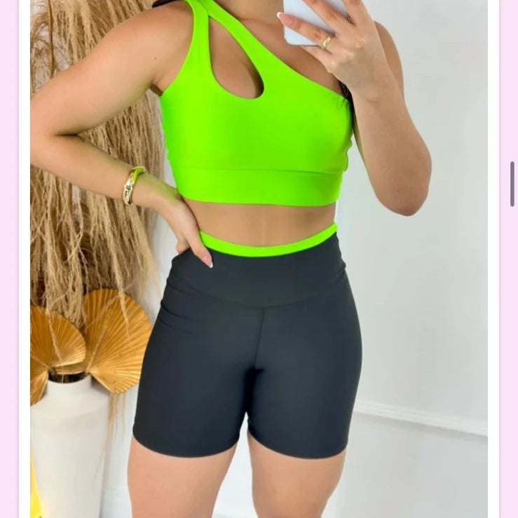 Conjuntos Legging, Top e Shorts